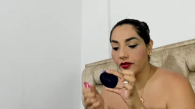 Snapshot of Sophia-Smith2 chatting on October 2025 07:31:01 AM Sophia-Smith2 online show from October 2025 07:31:01 AM