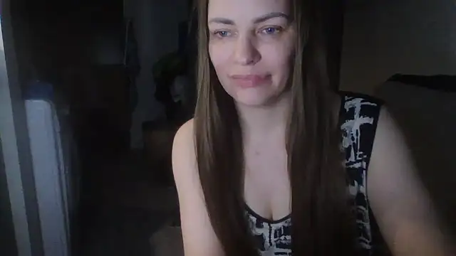 AnnaDiamond1 online show from May 2026 08:47:02 PM