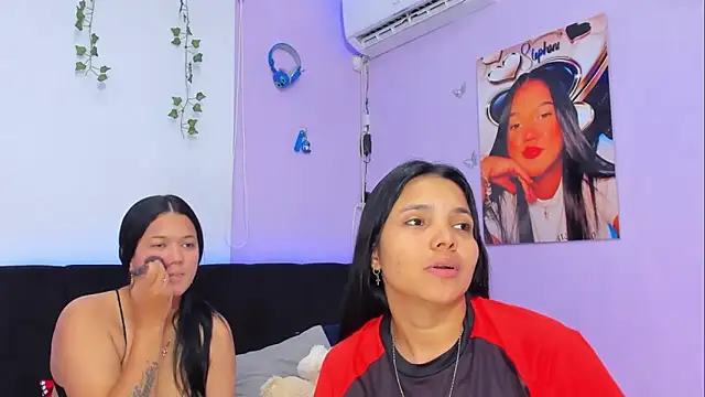 Snapshot of sara_mendez2 chatting on February 2025 02:17:02 AM sara mendez2 online show from February 2025 02:17:02 AM