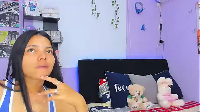 Snapshot of sara_mendez2 chatting on February 2025 06:37:01 PM sara mendez2 online show from February 2025 06:37:01 PM