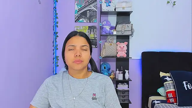 Snapshot of sara_mendez2 chatting on February 2025 03:42:02 PM sara mendez2 online show from February 2025 03:42:02 PM