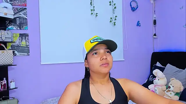 Snapshot of sara_mendez2 chatting on March 2025 11:06:01 PM sara mendez2 online show from March 2025 11:06:01 PM