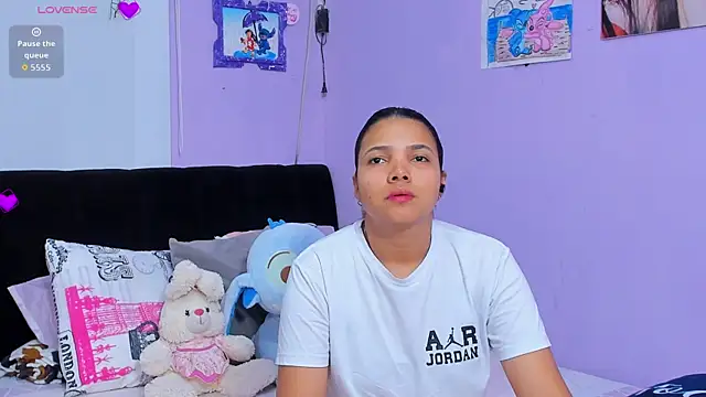 Snapshot of sara_mendez2 chatting on September 2025 11:26:02 PM sara mendez2 online show from September 2025 11:26:02 PM