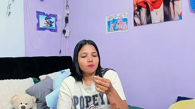 Snapshot of sara_mendez2 chatting on October 2025 10:54:02 PM sara mendez2 online show from October 2025 10:54:02 PM