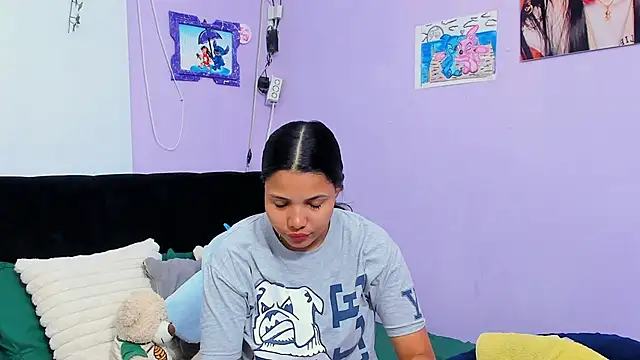 Snapshot of sara_mendez2 chatting on October 2025 11:23:01 PM sara mendez2 online show from October 2025 11:23:01 PM