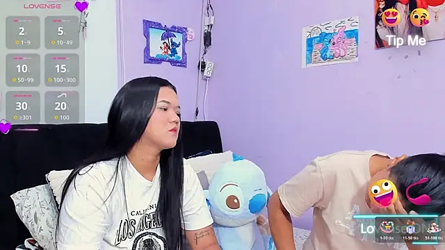 Snapshot of sara_mendez2 chatting on November 2025 11:26:02 PM sara mendez2 online show from November 2025 11:26:02 PM