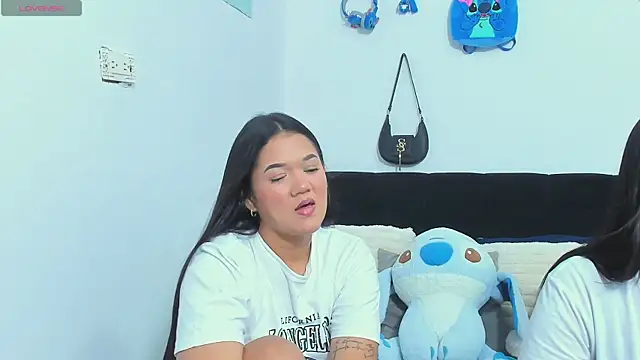 sara mendez2 online show from December 2025 11:31:01 PM