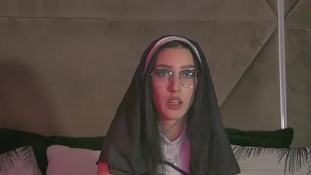 AishaHummer online show from October 2025 08:54:02 PM