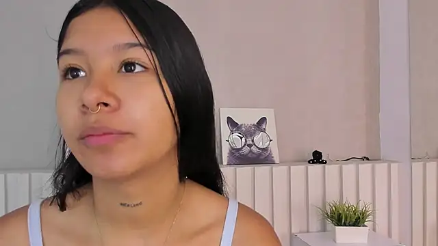 Snapshot of Aida_moreno chatting on January 2025 10:37:02 AM Aida moreno online show from January 2025 10:37:02 AM