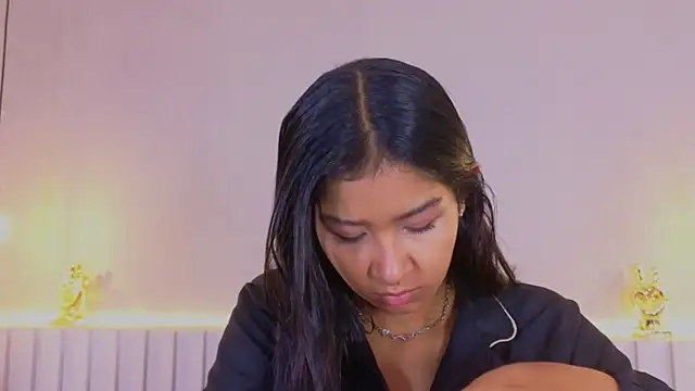 Snapshot of Aida_moreno chatting on September 2025 11:45:01 AM Aida moreno online show from September 2025 11:45:01 AM