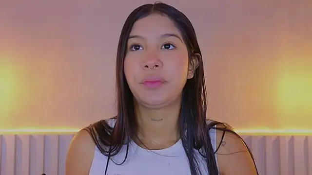 Snapshot of Aida_moreno chatting on February 2026 11:27:02 AM Aida moreno online show from February 2026 11:27:02 AM