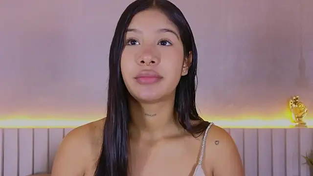 Snapshot of Aida_moreno chatting on February 2026 11:29:02 AM Aida moreno online show from February 2026 11:29:02 AM