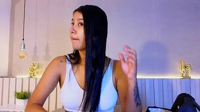 Snapshot of Aida_moreno chatting on March 2026 11:46:02 AM Aida moreno online show from March 2026 11:46:02 AM