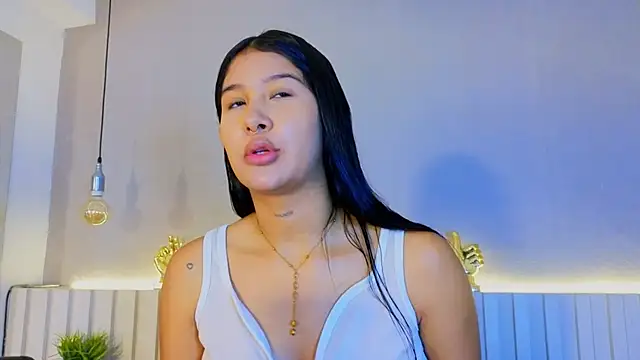 Snapshot of Aida_moreno chatting on March 2026 11:38:01 AM Aida moreno online show from March 2026 11:38:01 AM