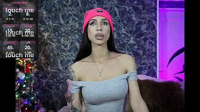 BrianaGolddenn online show from December 2025 06:04:02 PM