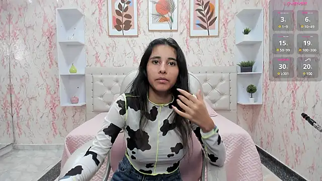 VICTORIA HOUSTON online show from December 2024 03:26:01 AM