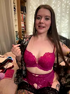 Snapshot of Ragdoll131 chatting on December 2024 09:28:01 PM Ragdoll131 online show from December 2024 09:28:01 PM