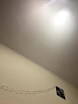 Evelinia online show from January 2026 04:20:02 PM