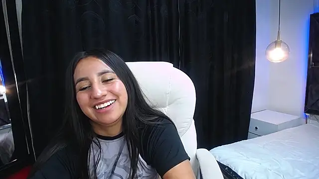 Snapshot of ailyn_miranda chatting on March 2025 11:39:02 AM ailyn miranda online show from March 2025 11:39:02 AM