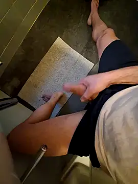 Snapshot of fabs89 chatting on November 2025 06:52:01 AM fabs89 online show from November 2025 06:52:01 AM