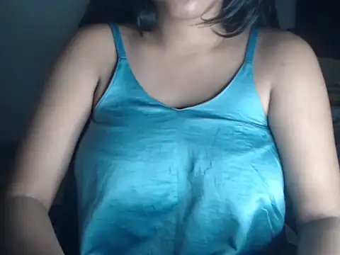 Snapshot of DevilErin chatting on March 2026 08:26:02 PM DevilErin online show from March 2026 08:26:02 PM