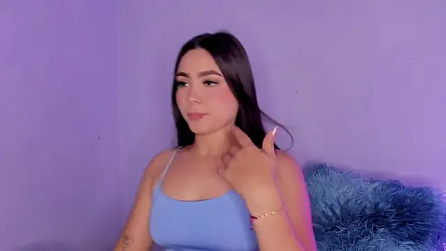 Snapshot of Bella_Manson_ chatting on January 2025 07:34:02 PM Bella Manson online show from January 2025 07:34:02 PM