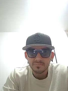 kevinsito1 online show from May 2026 10:40:02 PM