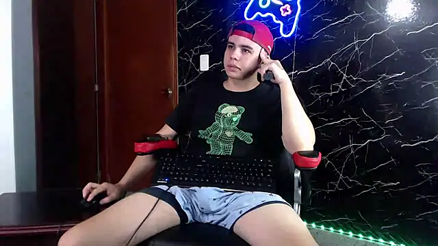 Snapshot of maty_hardx chatting on December 2024 09:55:01 PM maty hardx online show from December 2024 09:55:01 PM