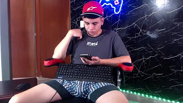 Snapshot of maty_hardx chatting on January 2025 04:49:02 PM maty hardx online show from January 2025 04:49:02 PM