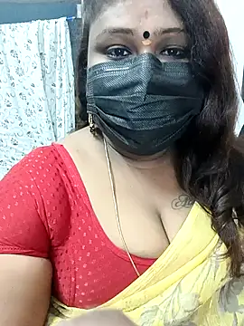 Snapshot of simran21 chatting on January 2025 06:10:01 PM simran21 online show from January 2025 06:10:01 PM