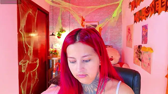 Snapshot of meghan_nill chatting on October 2025 02:46:02 AM meghan nill online show from October 2025 02:46:02 AM