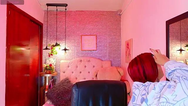 Snapshot of meghan_nill chatting on November 2025 02:57:01 AM meghan nill online show from November 2025 02:57:01 AM