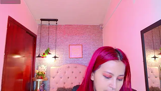 Snapshot of meghan_nill chatting on November 2025 02:56:02 AM meghan nill online show from November 2025 02:56:02 AM