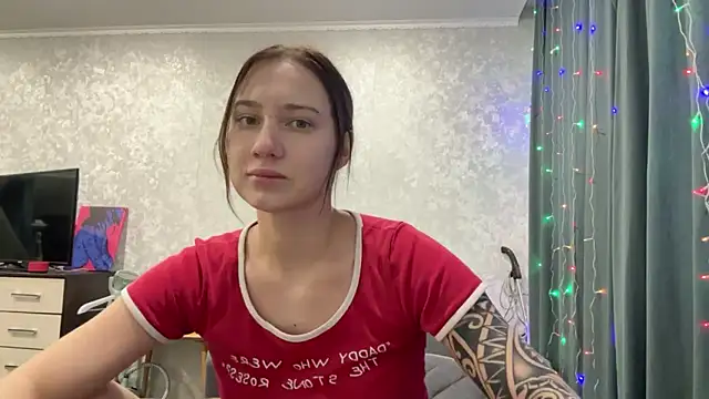 Snapshot of AnneBall chatting on December 2024 10:01:01 AM AnneBall online show from December 2024 10:01:01 AM