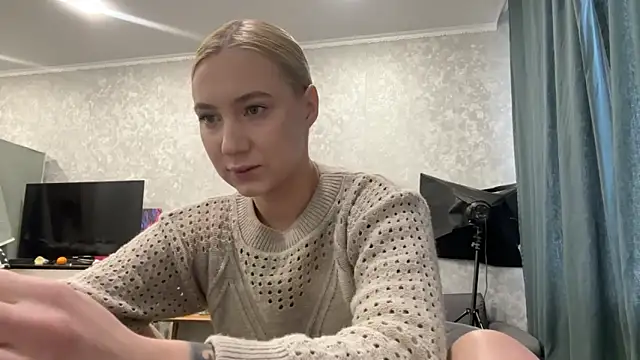 Snapshot of AnneBall chatting on January 2025 08:51:02 AM AnneBall online show from January 2025 08:51:02 AM