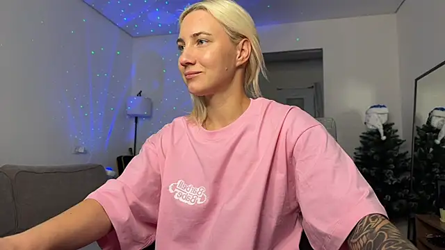 Snapshot of AnneBall chatting on February 2026 12:49:01 PM AnneBall online show from February 2026 12:49:01 PM