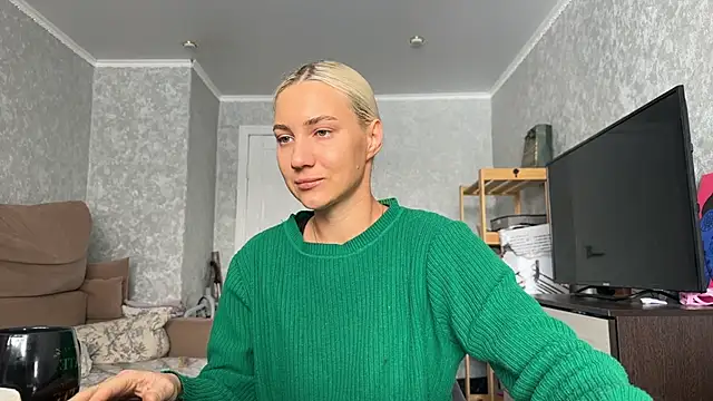 Snapshot of AnneBall chatting on February 2026 08:01:02 AM AnneBall online show from February 2026 08:01:02 AM