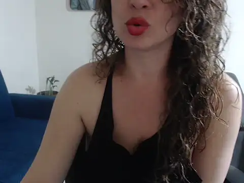 Snapshot of scarletardiente chatting on September 2025 11:42:02 PM scarletardiente online show from September 2025 11:42:02 PM
