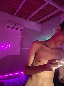 Snapshot of Mauuu18 chatting on October 2025 02:50:02 AM Mauuu18 online show from October 2025 02:50:02 AM