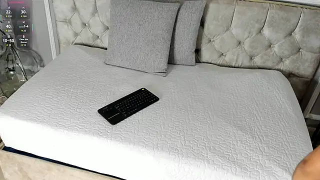 Snapshot of nina_soul chatting on October 2025 03:54:02 PM nina soul online show from October 2025 03:54:02 PM