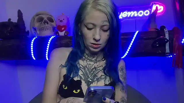 coyemoo online show from February 2025 12:47:01 PM