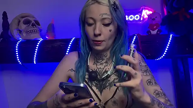 coyemoo online show from March 2025 08:21:02 PM