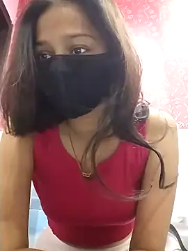 Snapshot of Kashish_18 chatting on December 2024 05:42:01 AM Kashish 18 online show from December 2024 05:42:01 AM