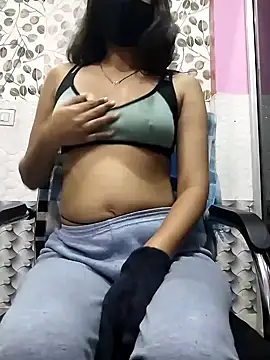 Snapshot of Kashish_18 chatting on January 2025 09:22:02 AM Kashish 18 online show from January 2025 09:22:02 AM