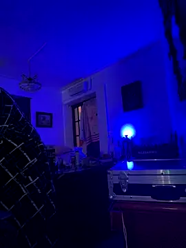 Snapshot of PutaNieves1983 chatting on November 2025 01:37:02 PM PutaNieves1983 online show from November 2025 01:37:02 PM