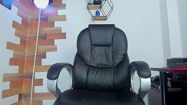 Snapshot of Kenbils chatting on January 2025 03:17:02 PM Kenbils online show from January 2025 03:17:02 PM