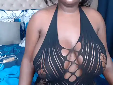 Snapshot of BlackJaguar30 chatting on February 2025 01:13:02 AM BlackJaguar30 online show from February 2025 01:13:02 AM