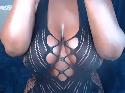 Snapshot of BlackJaguar30 chatting on March 2025 06:11:01 PM BlackJaguar30 online show from March 2025 06:11:01 PM