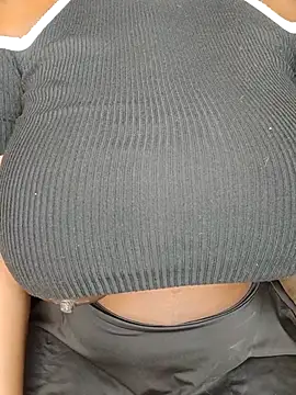 Snapshot of BlackJaguar30 chatting on October 2025 05:44:02 PM BlackJaguar30 online show from October 2025 05:44:02 PM