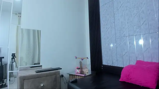 FernandaClar online show from September 2025 03:45:02 AM